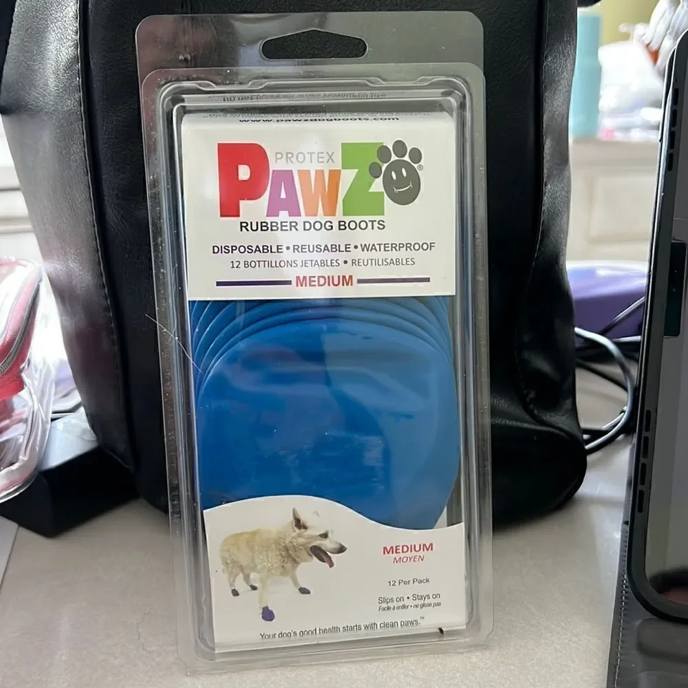PawZ Rubber Dog Boots NEW in package Dogs Medium size paws 2.5” - 3”